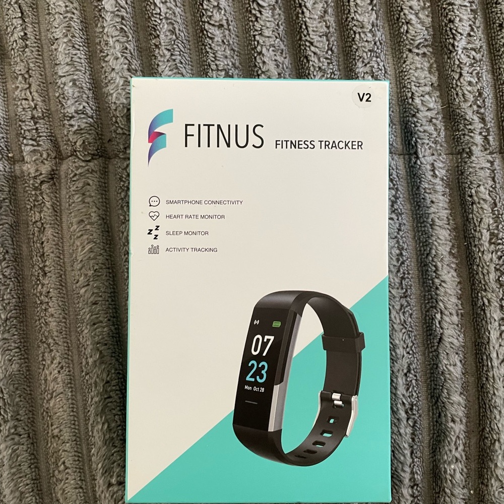 FITNUS Wireless Earbuds, Watch, and Watch Band - Black - Picture 2 of 4